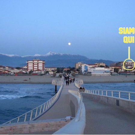Appartamento Alex Vista Mare Camaiore Bagian luar foto