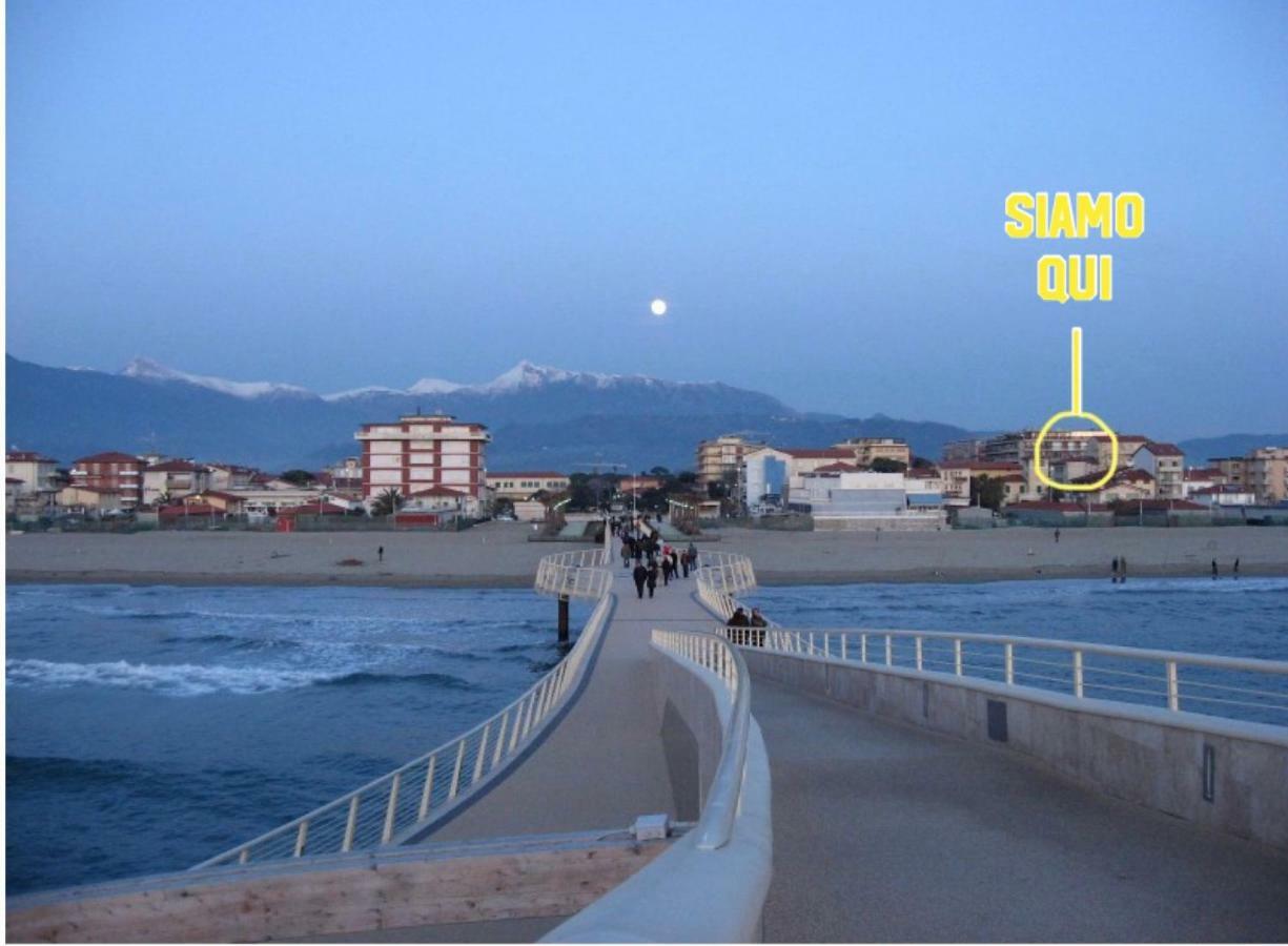 Appartamento Alex Vista Mare Camaiore Bagian luar foto